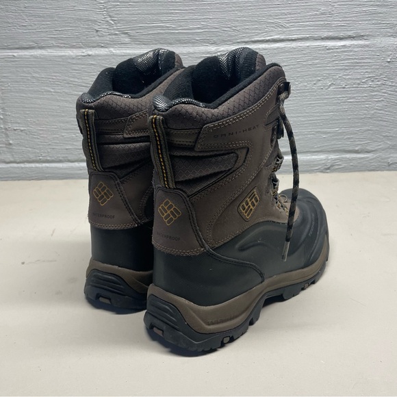 Men’s Columbia Winter Hiking boots - Picture 3 of 12